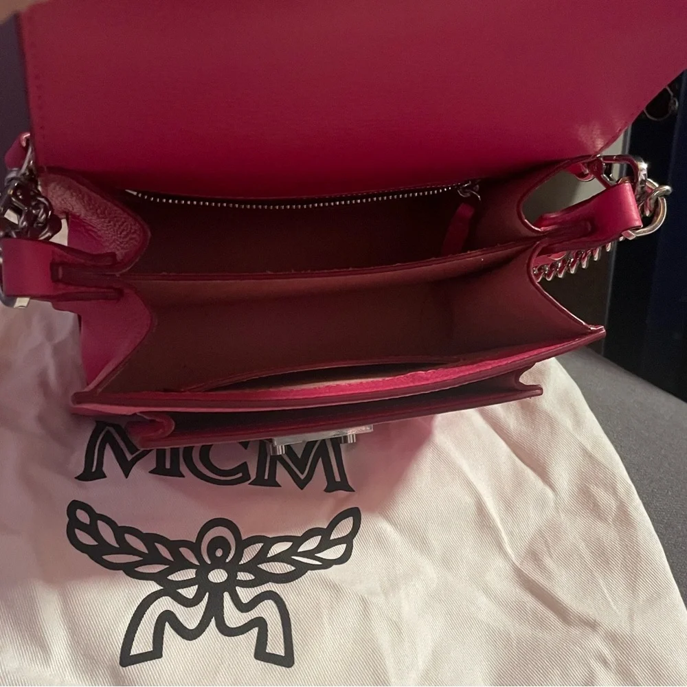 MCM Calfskin Patricia Crossbody Bag Silver Chain Sugar Pink! Limited Edition! - Picture 10 of 15